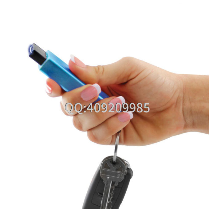 女性如何正確使用電擊棒？
